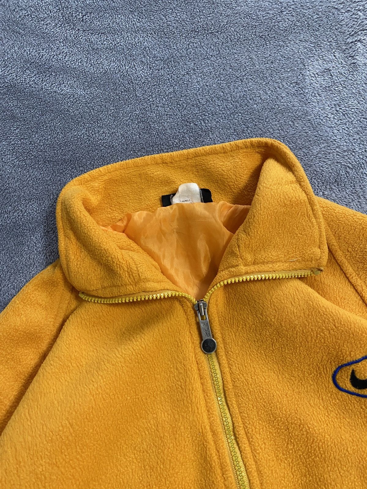 Nike Nike distressed vintage fleece big swoosh 90s Y2k Size US XL / EU 56 / 4 - 17 Thumbnail