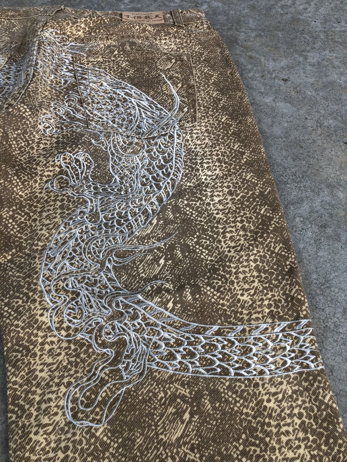 Japanese Brand Japanese Fugutaiten Embroidered Denim Snake Skin Baggy Size US 38 / EU 54 - 17 Thumbnail