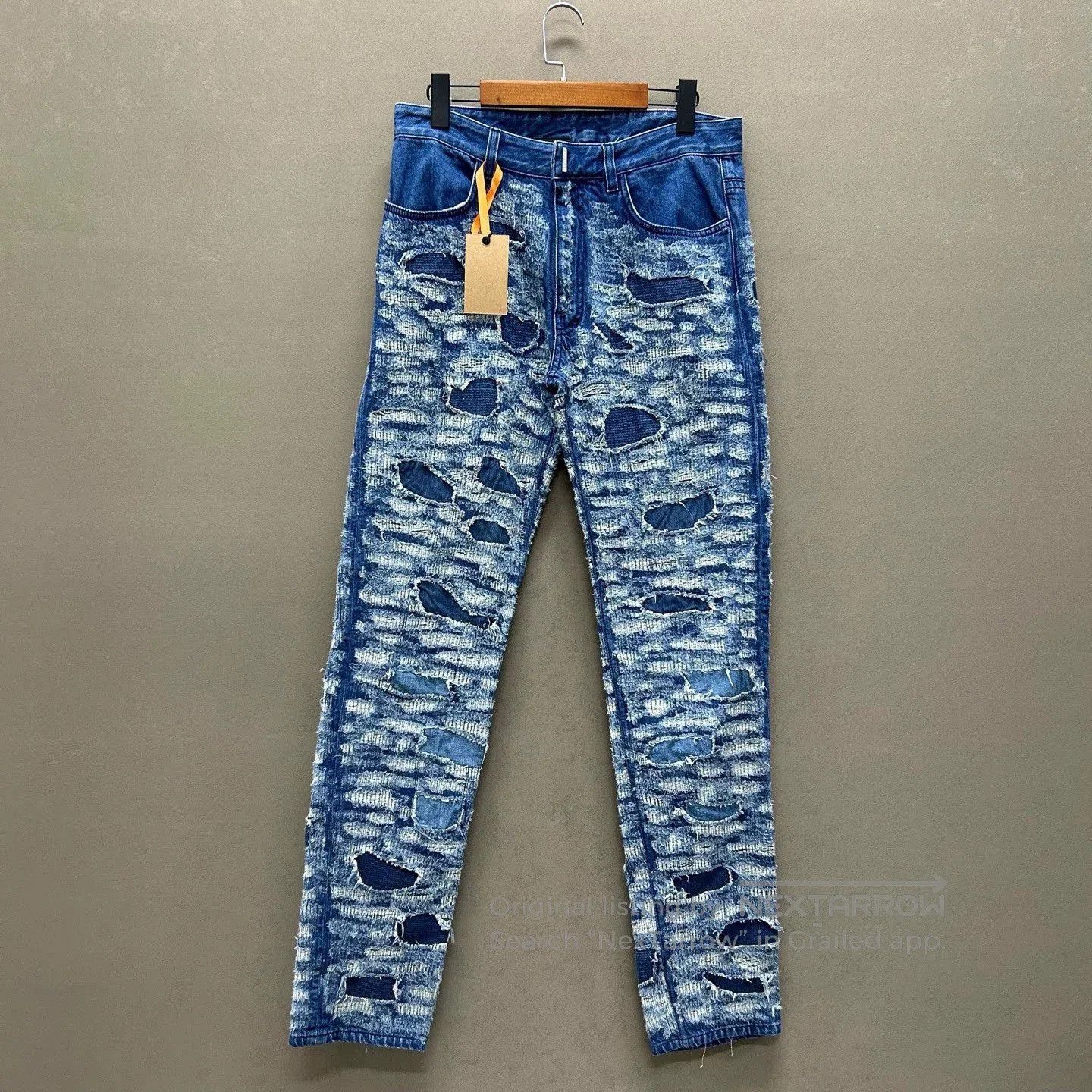 Givenchy Givenchy Distressed Blue Denim Jeans Size 31. Size US 31 - 1 Thumbnail