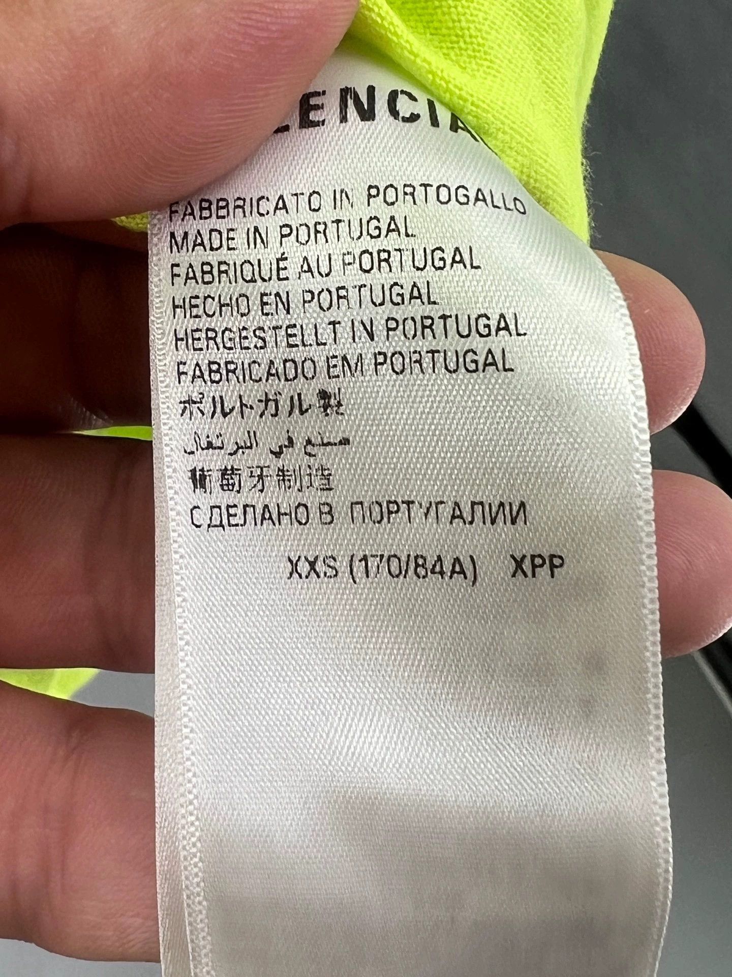 Balenciaga bright yellow balenciaga graphic t-shirt Size US XXS / EU 40 - 6 Thumbnail