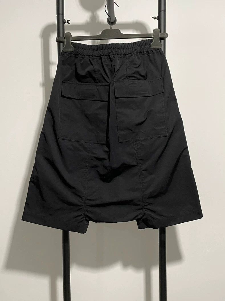 Rick Owens Rick Owens Black Shorts Size S-2505 Size US 26 / EU 42 - 2 Thumbnail
