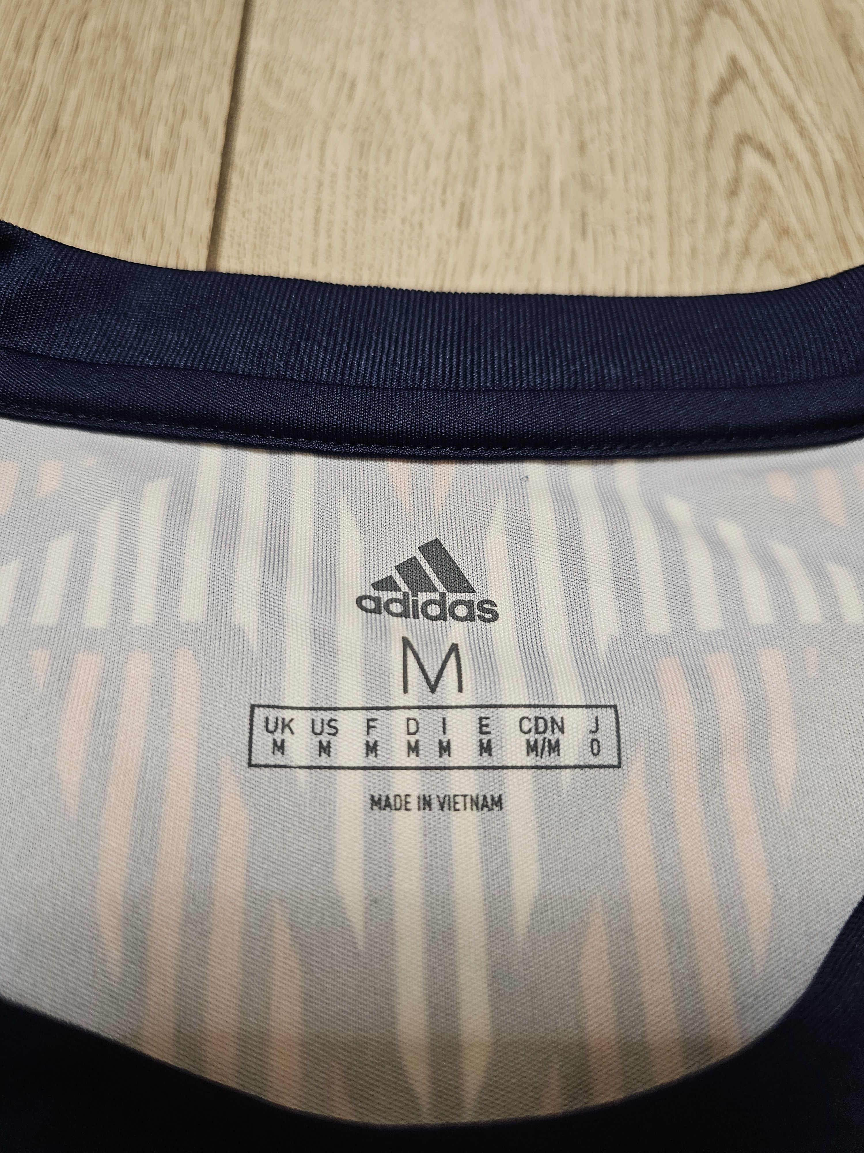 Adidas ATLANTA UNITED 2019 PRE MATCH FOOTBALL SOCCER JERSEY MLS Size US M / EU 48-50 / 2 - 5 Thumbnail