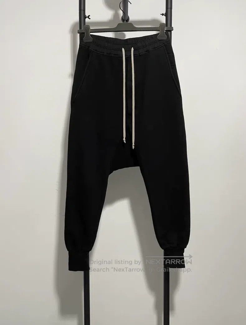 Rick Owens Rick Owens size XS Harem pants, kangaroo pants, baggy pant Size US 27 - 1 Thumbnail