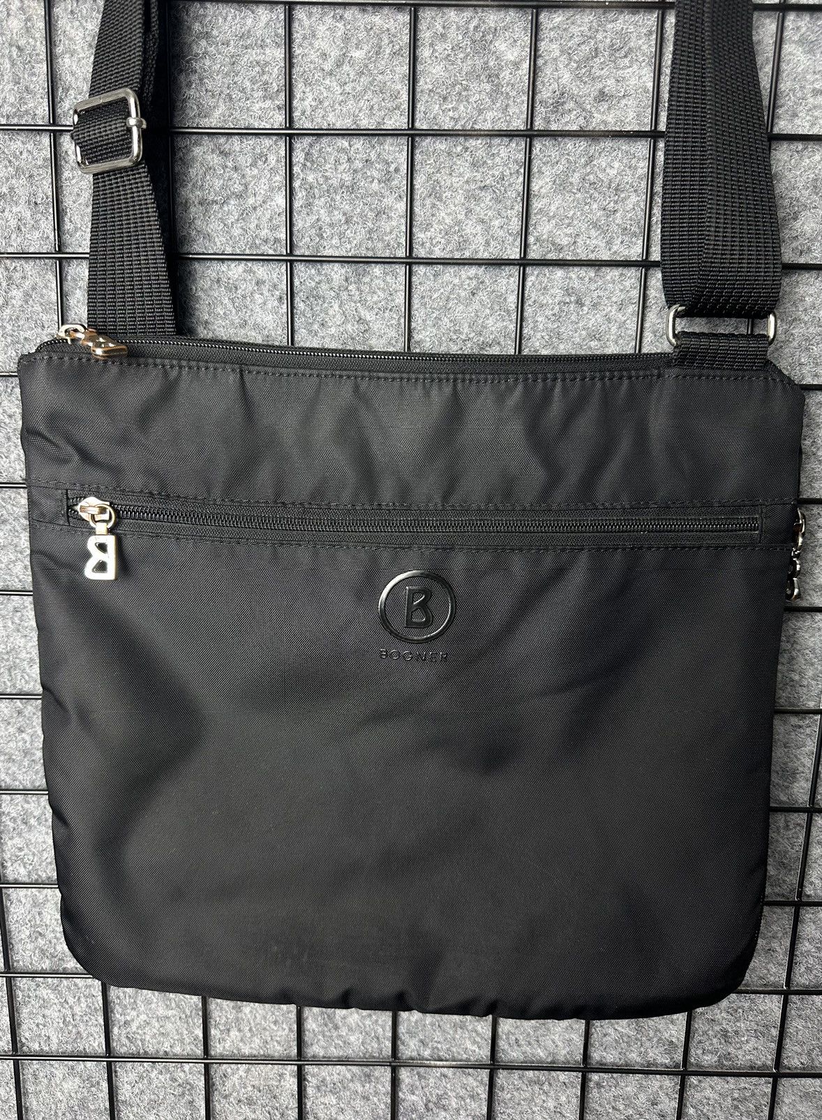 Bogner Bogner Streetwear Expanding Logo Print Crossbody Bag Size OS Size ONE SIZE - 2 Thumbnail