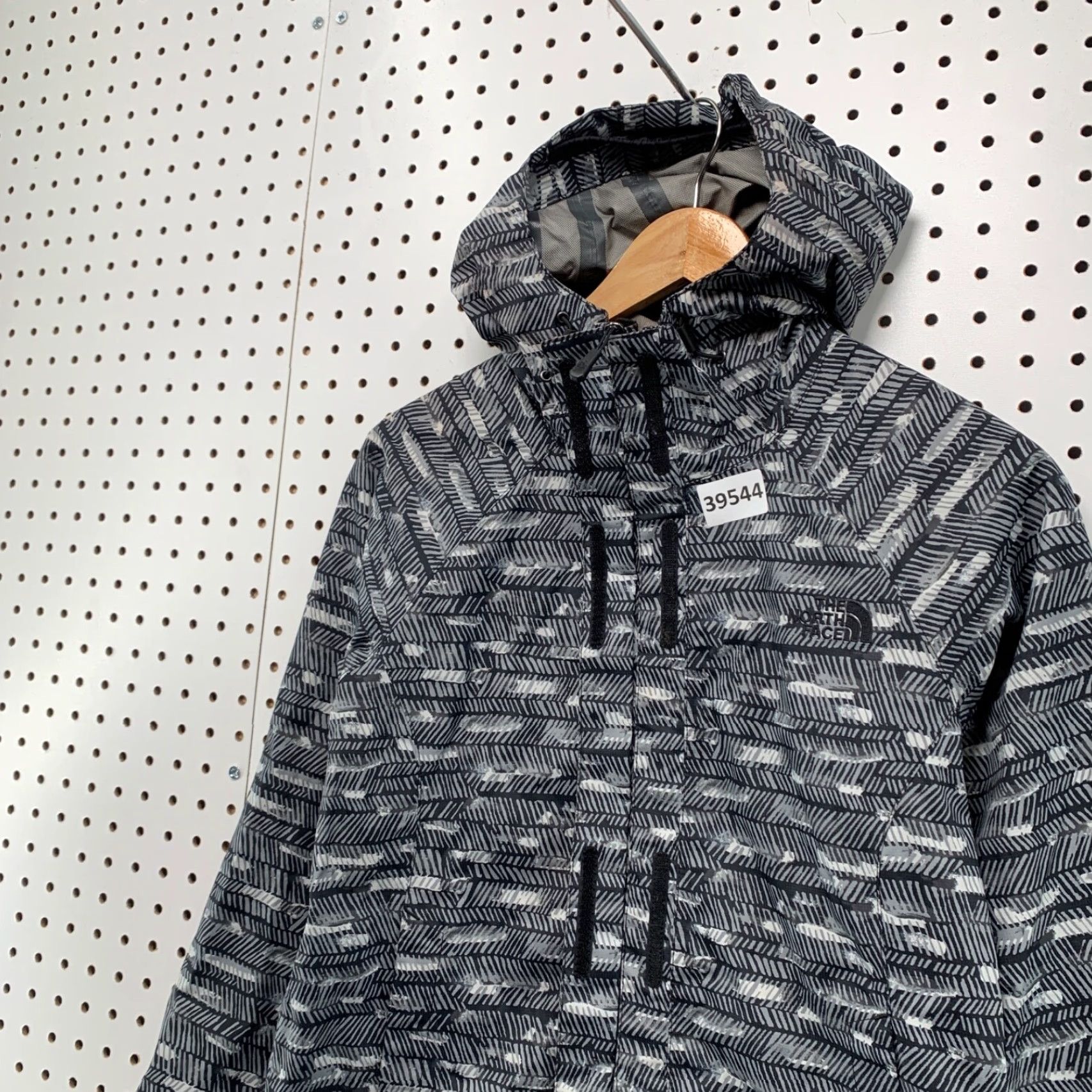 The North Face The North Face Rain Jacket Womens XS Black White Lightweight Waterproof Hooded Size XS / US 0-2 / IT 36-38 - 7 Thumbnail