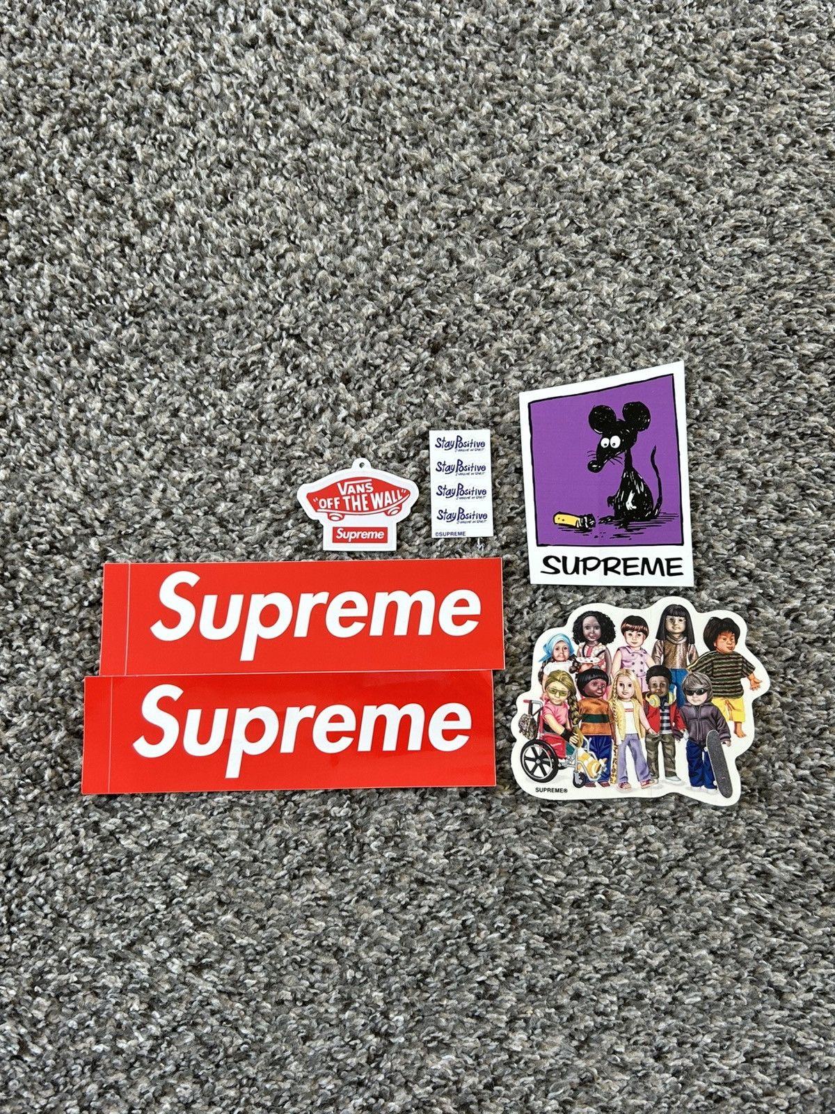 Supreme Supreme Sticker Lot Size ONE SIZE - 1 Thumbnail