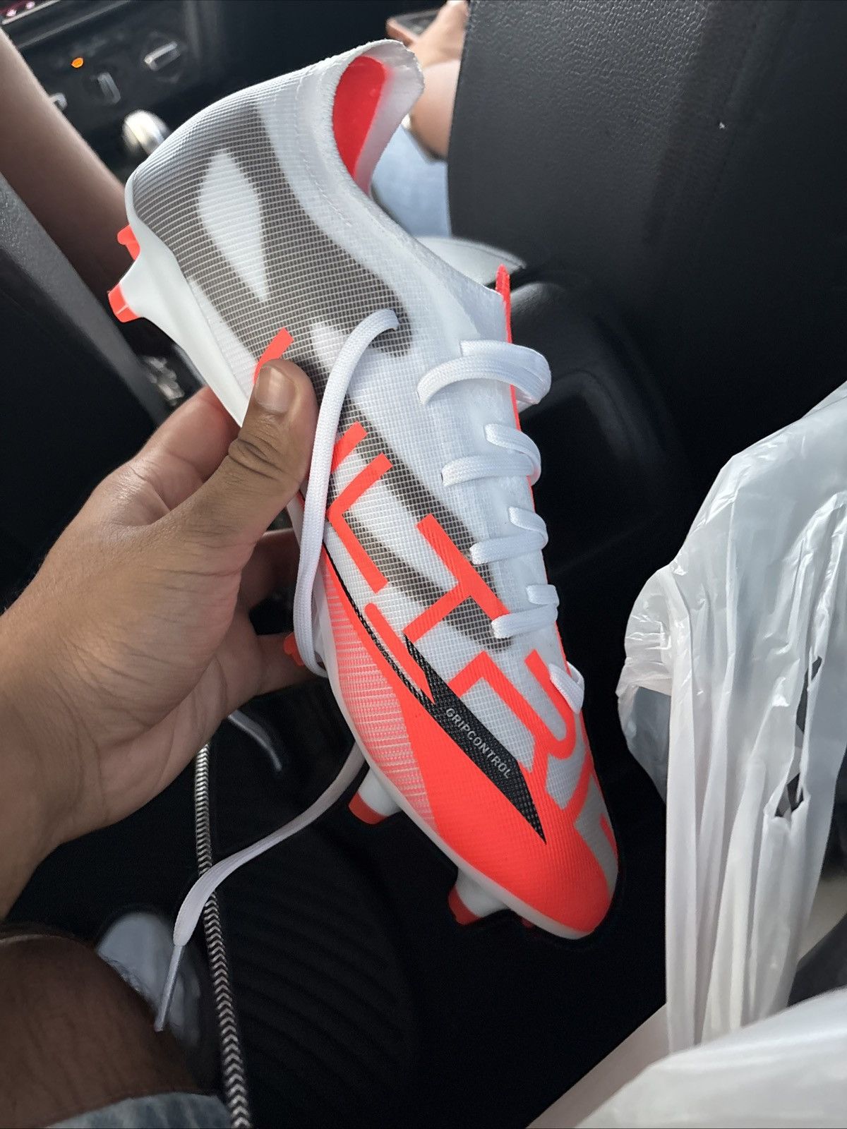 Puma Puma ULTRA 5 ULTIMATE Size US 9 / EU 42 - 3 Thumbnail