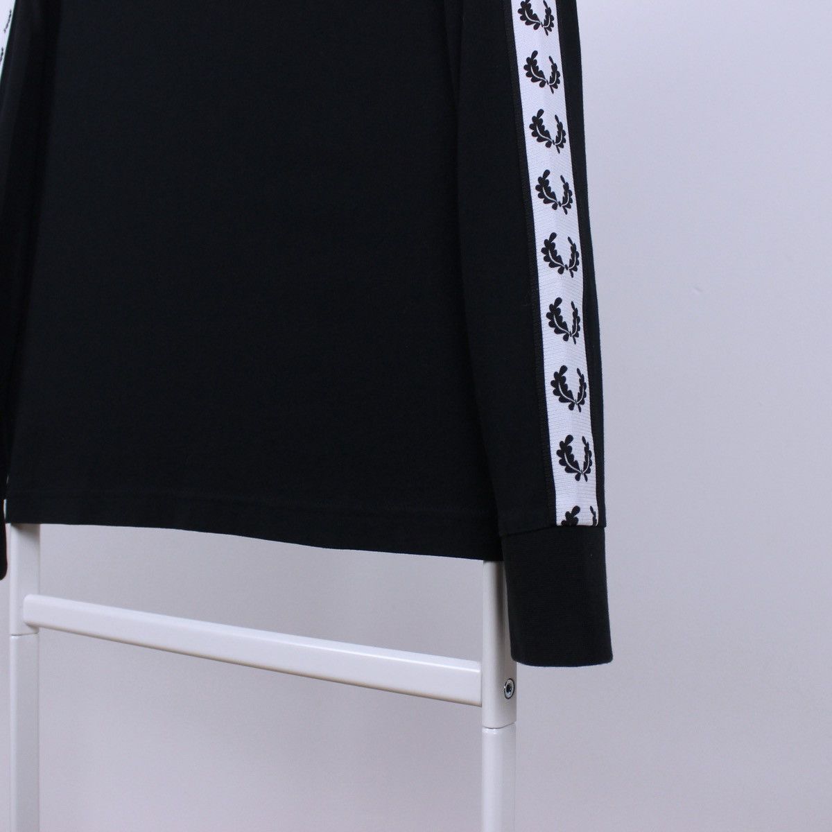Fred Perry Fred Perry Lampas Long Sleeve T-Shirt Size S / US 4 / IT 40 - 5 Thumbnail