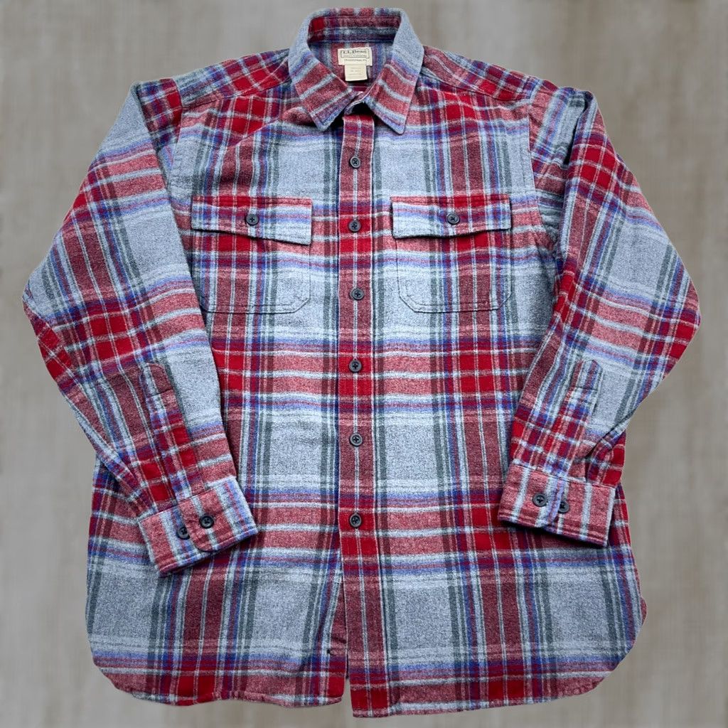 Vintage VINTAGE L.L.Bean Shirt Men M Red Plaid Chamois Cloth Heavyweight Button-Up 90s Classic Casual Mens Size US M / EU 48-50 / 2 - 1 Thumbnail