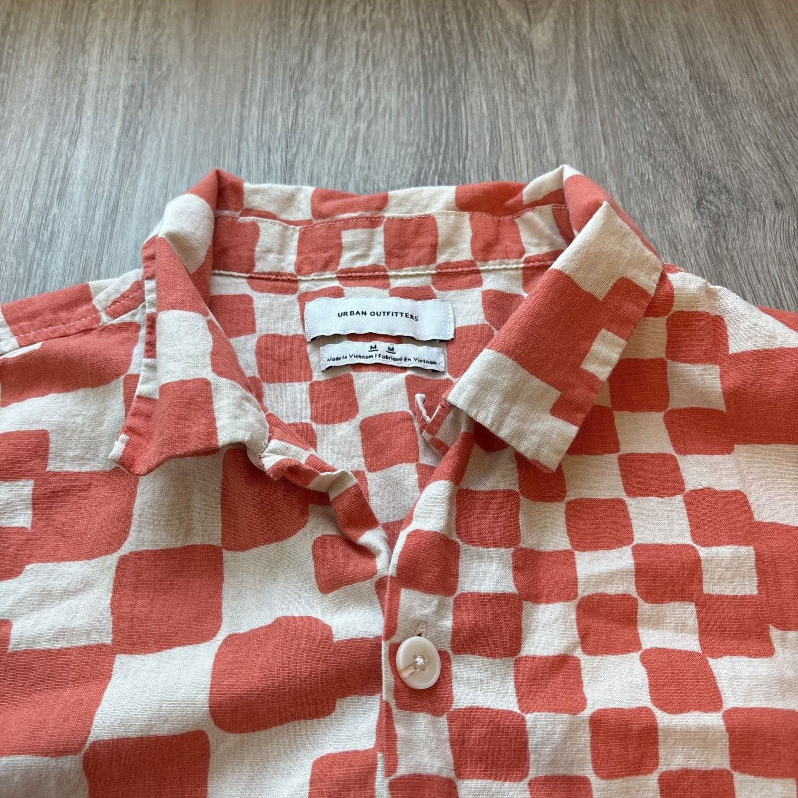 Urban Outfitters Urban Outfitters Men's Checkered Camp Shirt Short Sleeve M Size US M / EU 48-50 / 2 - 2 Thumbnail