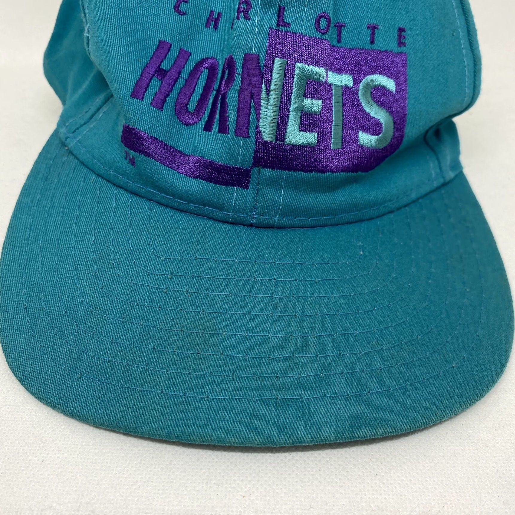 NBA VINTAGE Charlotte Hornets Hat 90s NBA Snapback Baseball Cap Blue Adjustable Unisex Adults Womens? Size ONE SIZE - 2 Thumbnail