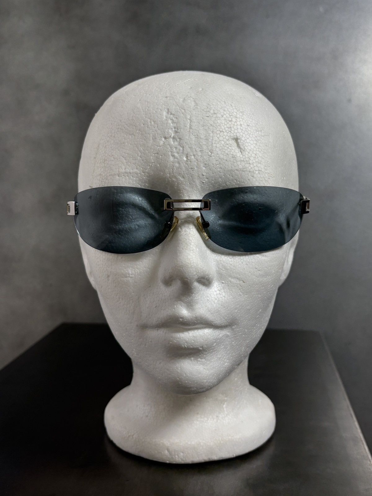 Gucci 2000s Vintage Gucci Sunglasses Y2K Rimless GG 1429/S 1990s Size ONE SIZE - 6 Thumbnail