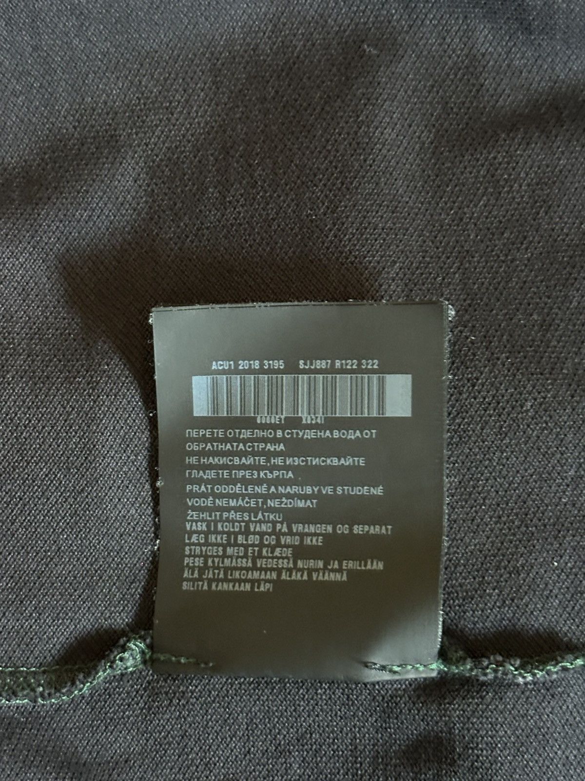 Prada Prada Luna Rosa Polo Size US L / EU 52-54 / 3 - 6 Thumbnail