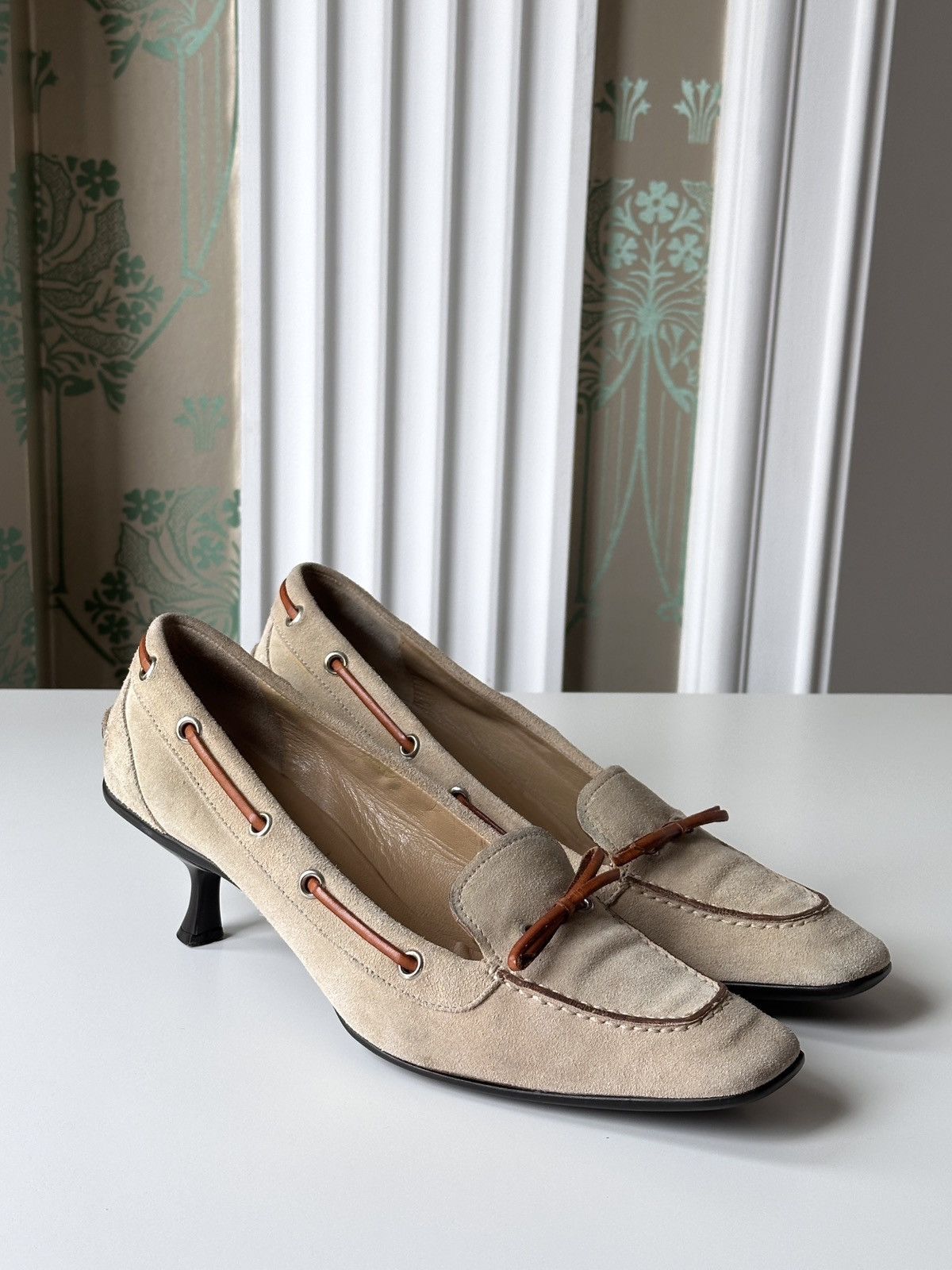 Miu Miu PRADA Kitten Heels Suede Bow Pointed Toe Size 37,5 / 7,5 Size US 7.5 / IT 37.5 - 8 Thumbnail