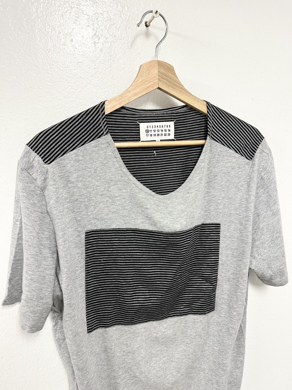 Maison Margiela Maison Margiela Heather Grey Striped Oversized Cotton Tee Size US L / EU 52-54 / 3 - 2 Thumbnail