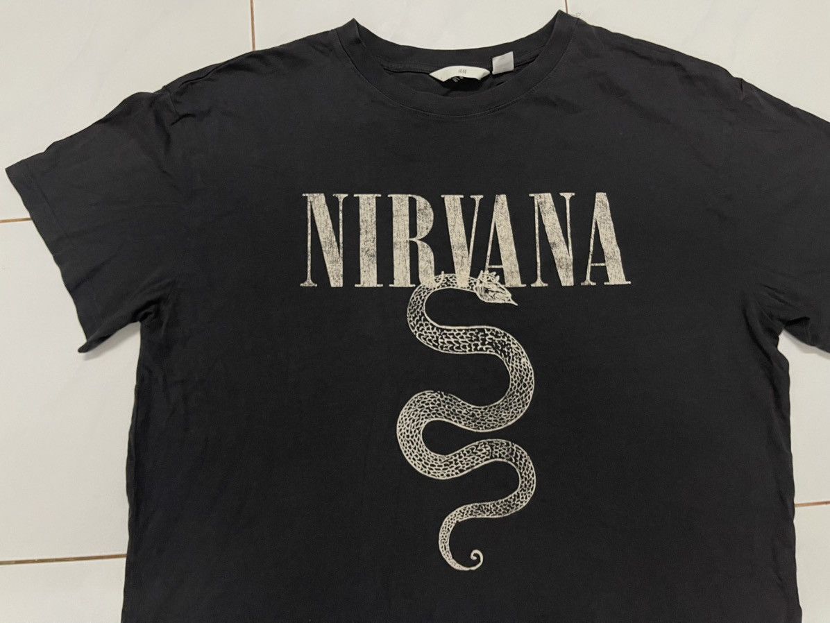 Band Tees × Nirvana × Vintage 2023 HM X NIRVANA TSHIRT RARE DESIGN FADED Size US L / EU 52-54 / 3 - 5 Thumbnail