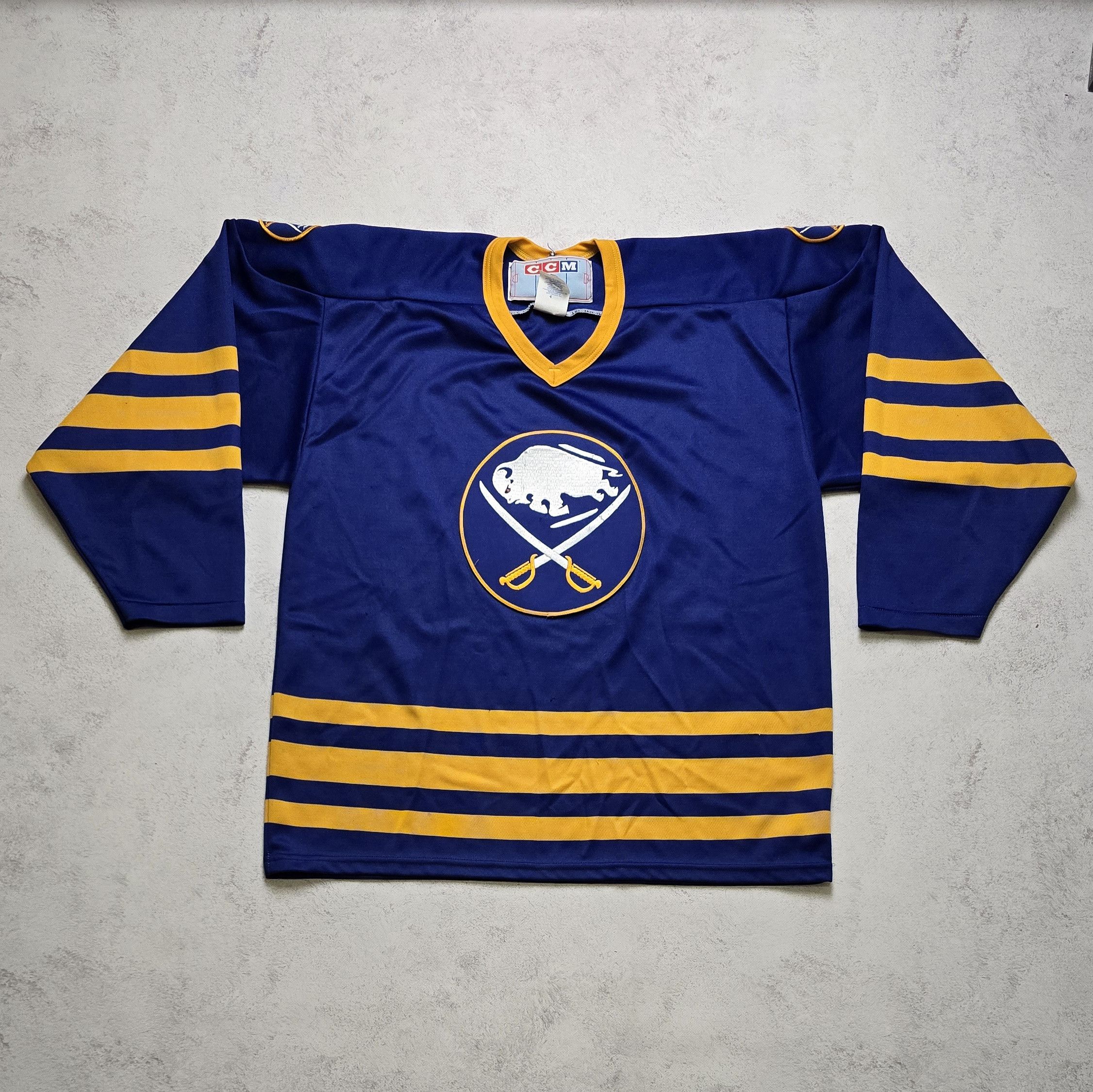 Ccm Vintage 90s NHL Buffalo Sabres CCM Blue Jersey Retro Logo Size US L / EU 52-54 / 3 - 2 Thumbnail