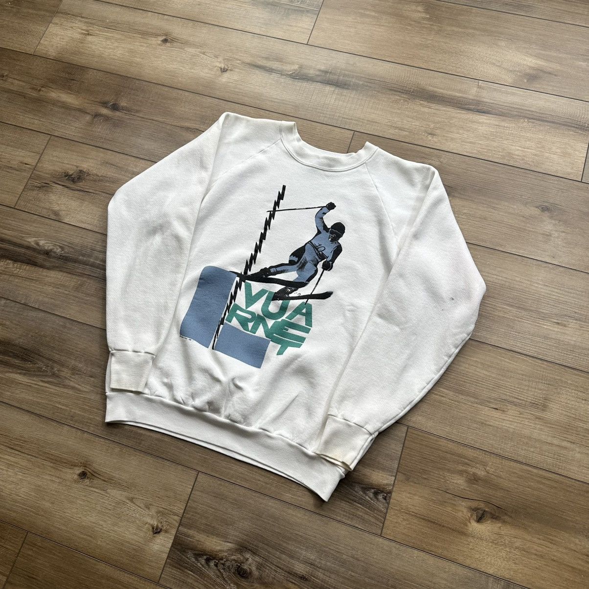 Other Vintage 1988 Vuarnet France Ski Graphic Crewneck Sweatshirt Size US L / EU 52-54 / 3 - 3 Thumbnail