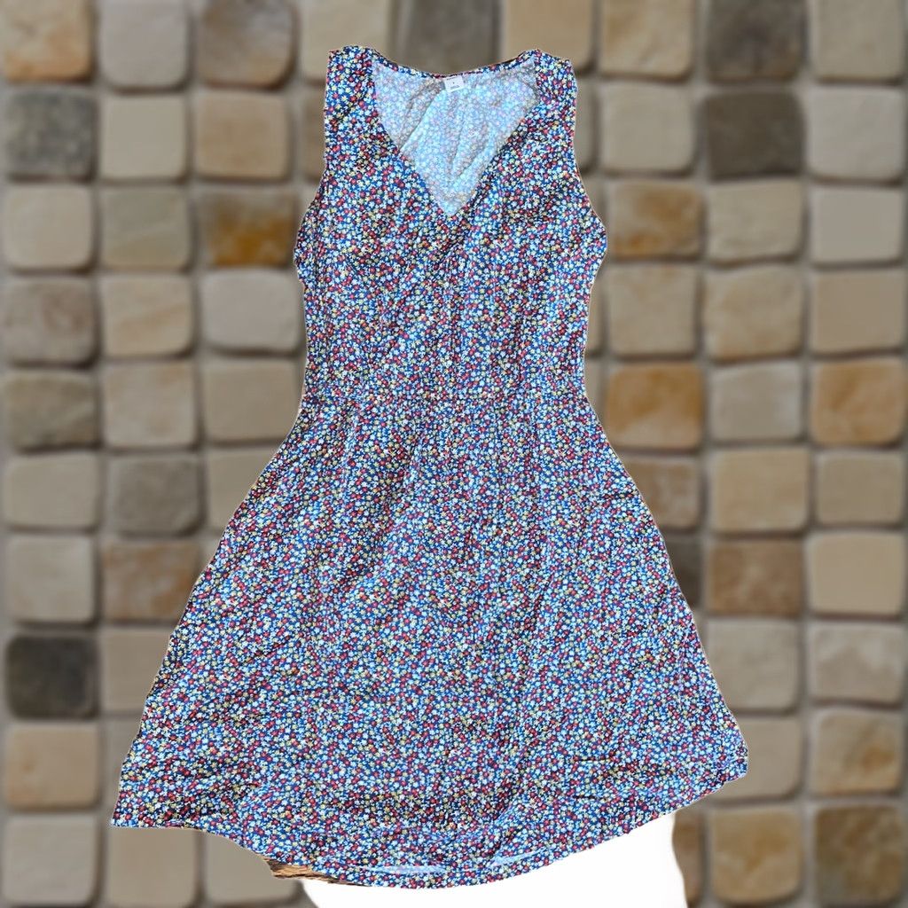 Old Navy VINTAGE Old Navy Women’s Dress Sleeveless Floral Pattern NWT Blue Wide Neck Knee Length Yarn Rayon Size S Summer Casual Mens? Size S / US 4 / IT 40 - 1 Thumbnail