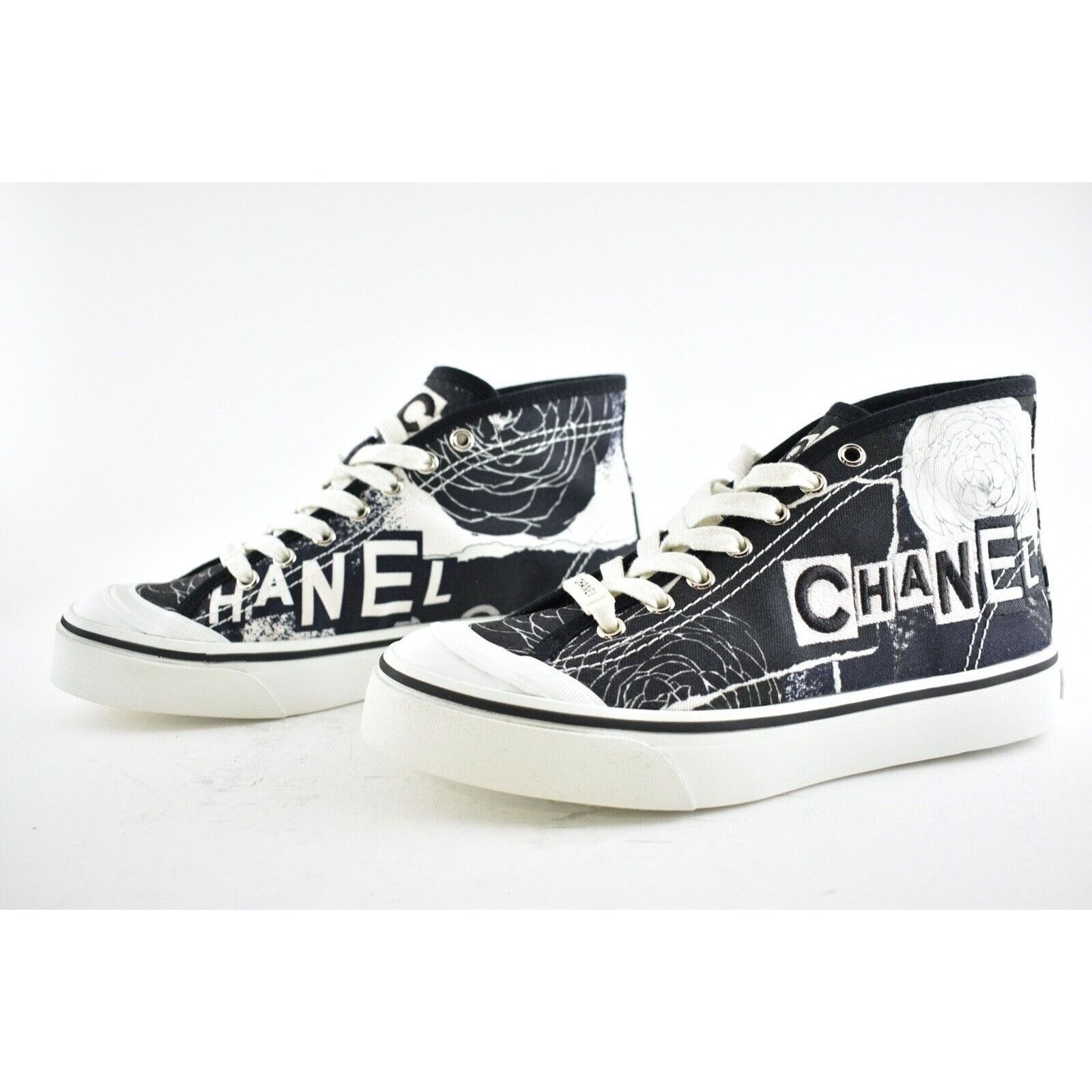 Chanel 20P Fabric CC Logo Flat High Top Runner Trainer Sneaker 37 Size US 7 / IT 37 - 8 Thumbnail