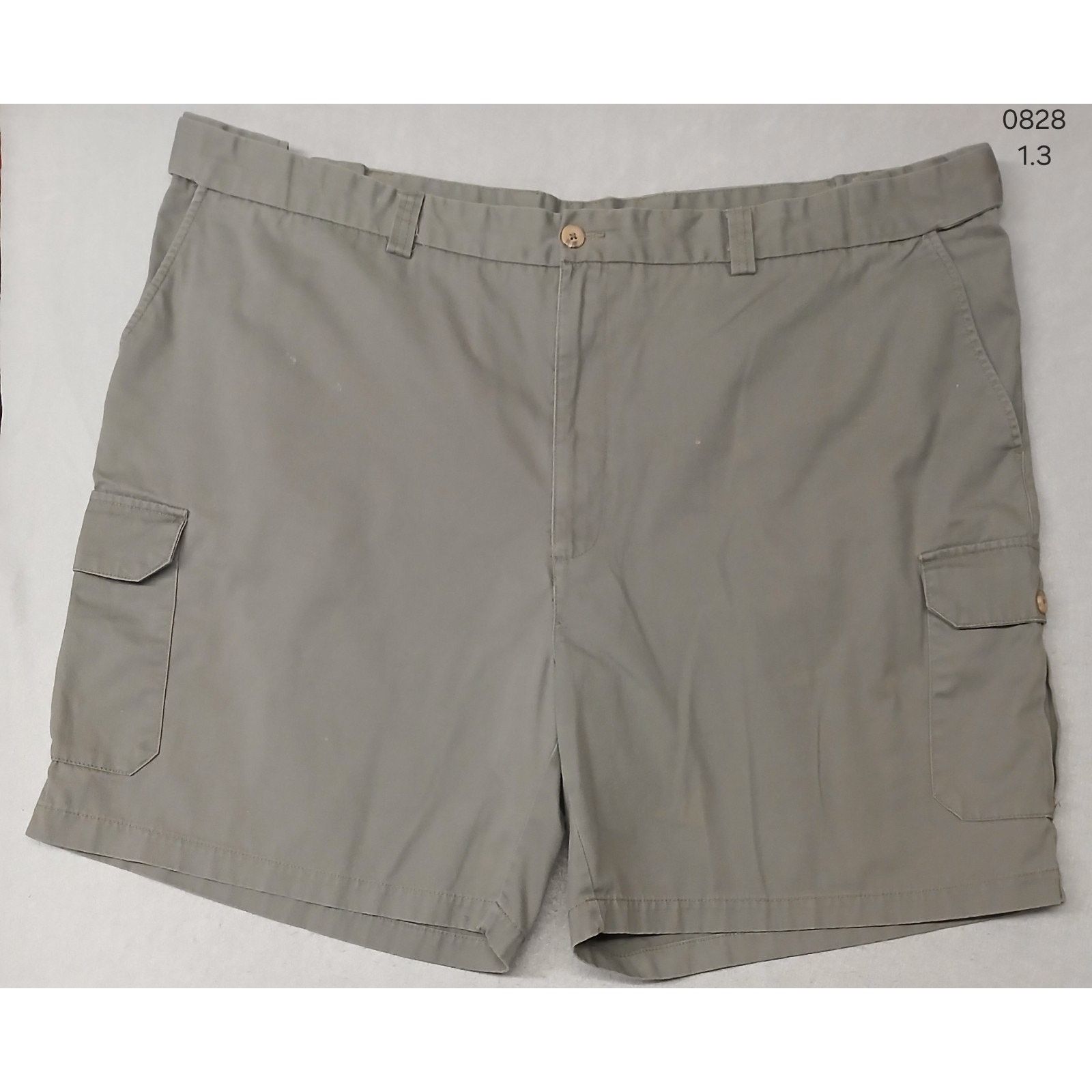 Other Canyon Ridge (52) Men's Gray Cargo Khaki Relaxed Shorts Size US 36 / EU 52 - 1 Thumbnail