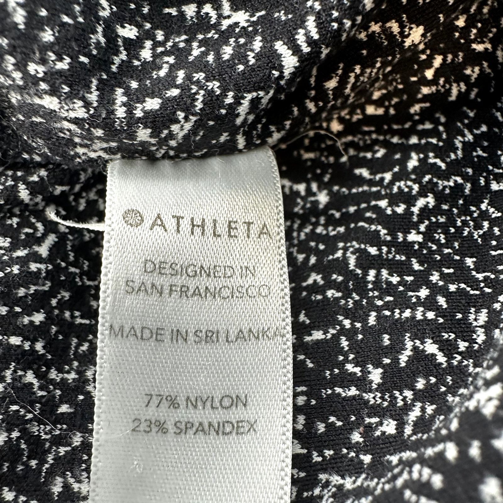 Athleta Athleta Lightning Static 7/8 Tight Leggings High Waisted S Size 28" / US 6 / IT 42 - 4 Thumbnail
