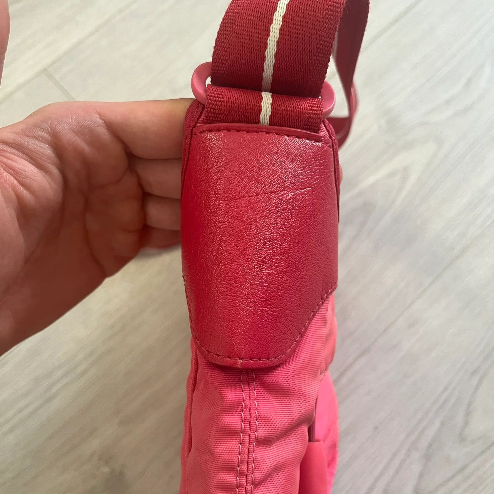 Nike vintage nike nylon sling bag pink Size ONE SIZE - 6 Thumbnail