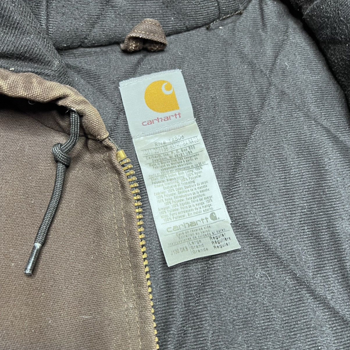 Carhartt Vtg 2000s Carhartt J130 DKB Hooded Dark Brown Canvas Jacket Size US L / EU 52-54 / 3 - 3 Thumbnail