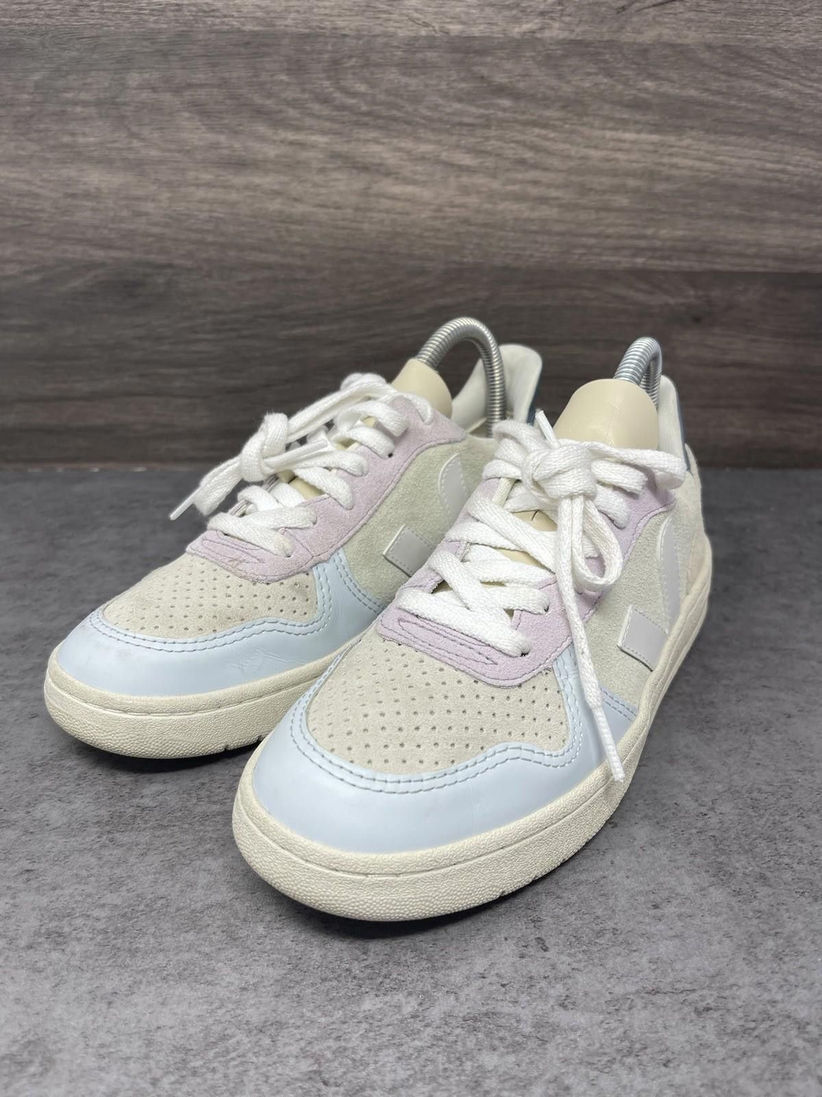 Veja Veja V 10 Sneakers Womens Size 6 Suede Jade White Multicolor Size US 6 / IT 36 - 2 Thumbnail