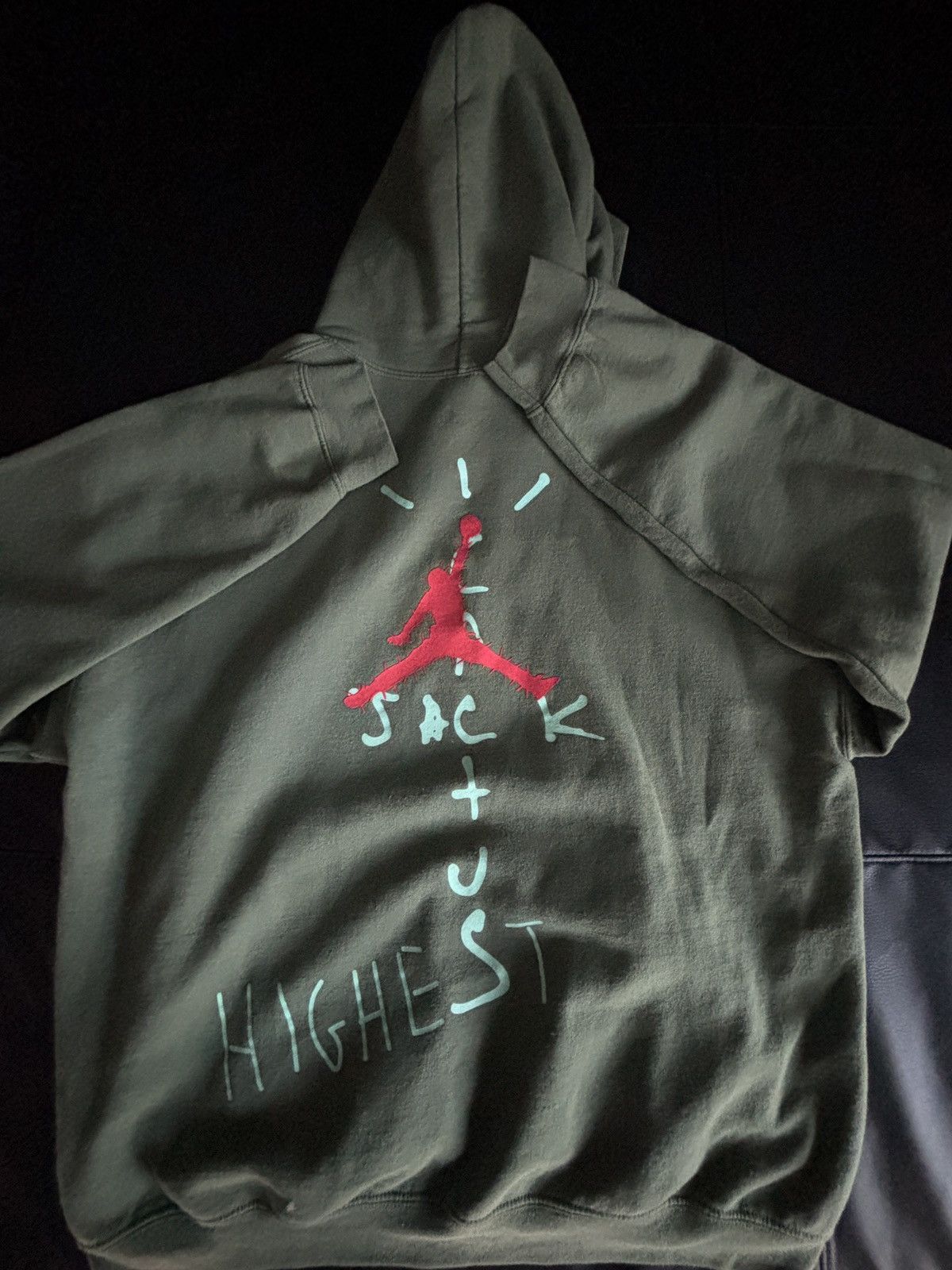 Jordan Brand × Travis Scott Jordan X Travis Scott Size US XL / EU 56 / 4 - 2 Thumbnail