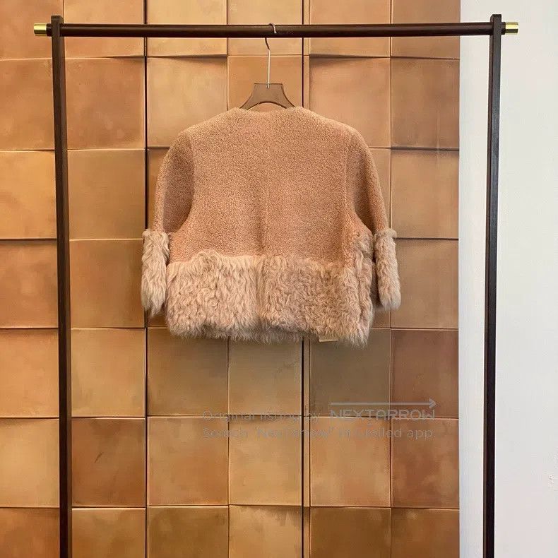 Valentino Valentino Fur one-piece coat Size S / US 4 / IT 40 - 2 Thumbnail