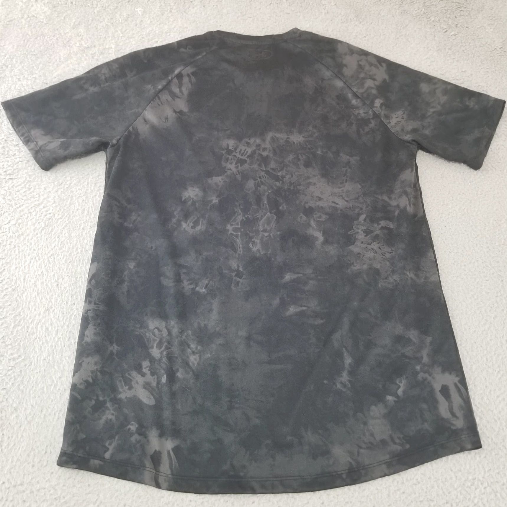Under Armour Under Armour Shirt Mens M Black Smoke Loose Fit Crewneck Running Athletic Size US M / EU 48-50 / 2 - 4 Thumbnail