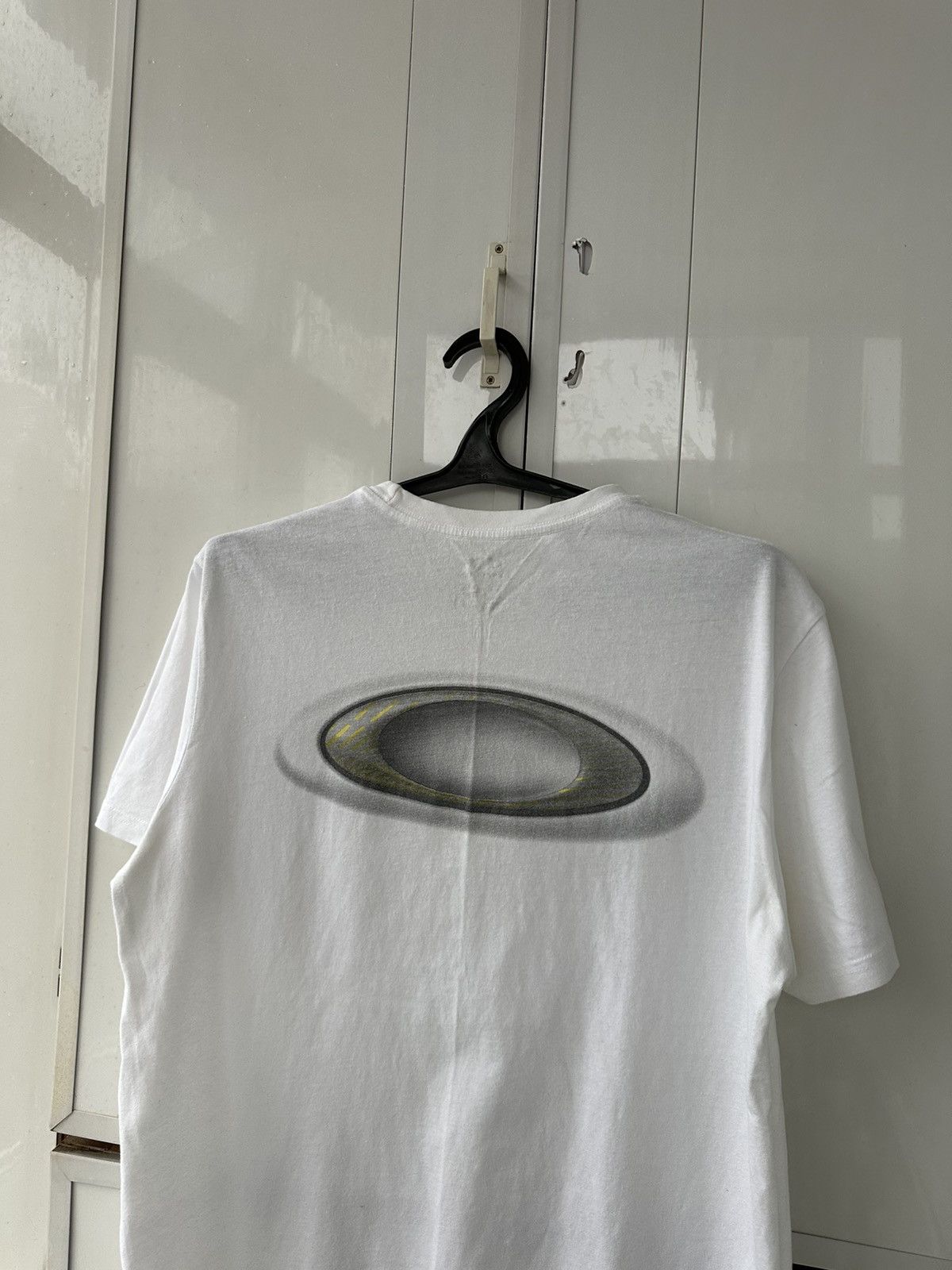 Oakley Vintage Oakley 3D Back Print T-shirt Size US L / EU 52-54 / 3 - 13 Thumbnail