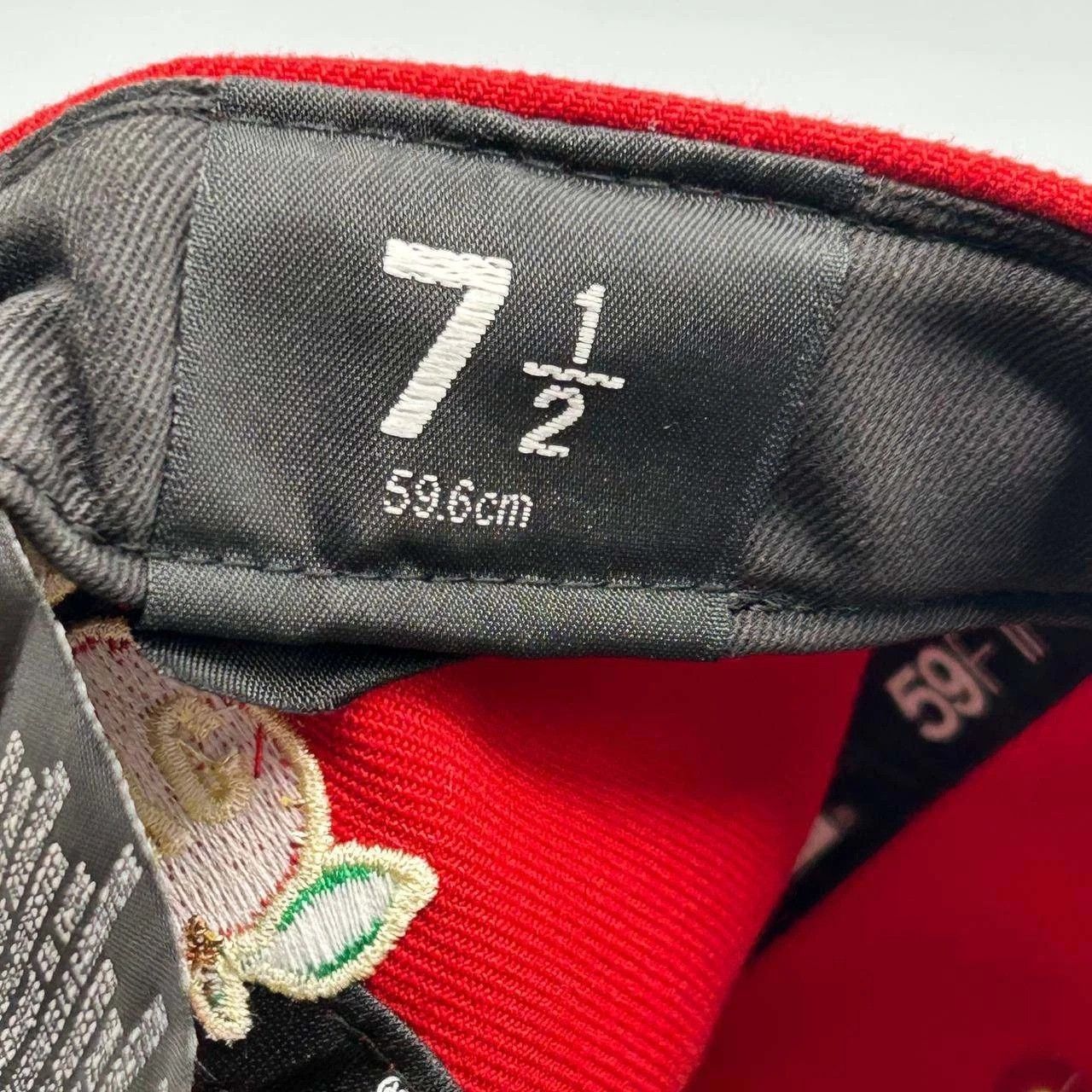 New Era New York Yankees Hat Men 7 1/2 Red Yellow MLB Fitted Cap Size ONE SIZE - 3 Thumbnail
