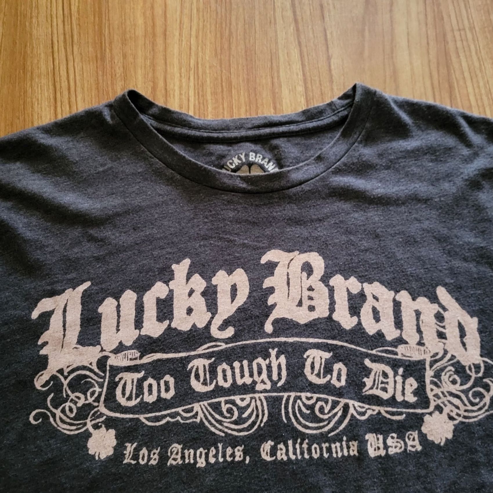 Lucky Brand Lucky Brand Top Shirt Mens M Gray Short Sleeve Crew Neck Too Young To Die Graphic Print Casual Everyday Vintage: No (end) Mens Size US M / EU 48-50 / 2 - 3 Thumbnail
