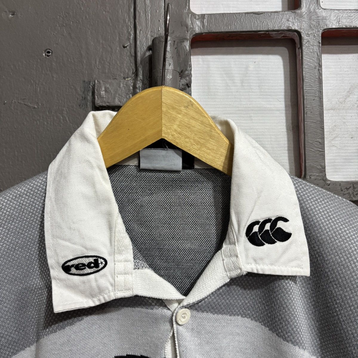 Canterbury of New Zealand Rare Canterbury Natal Sharks 2003 Rugby Shirt Jersey Size US L / EU 52-54 / 3 - 4 Thumbnail