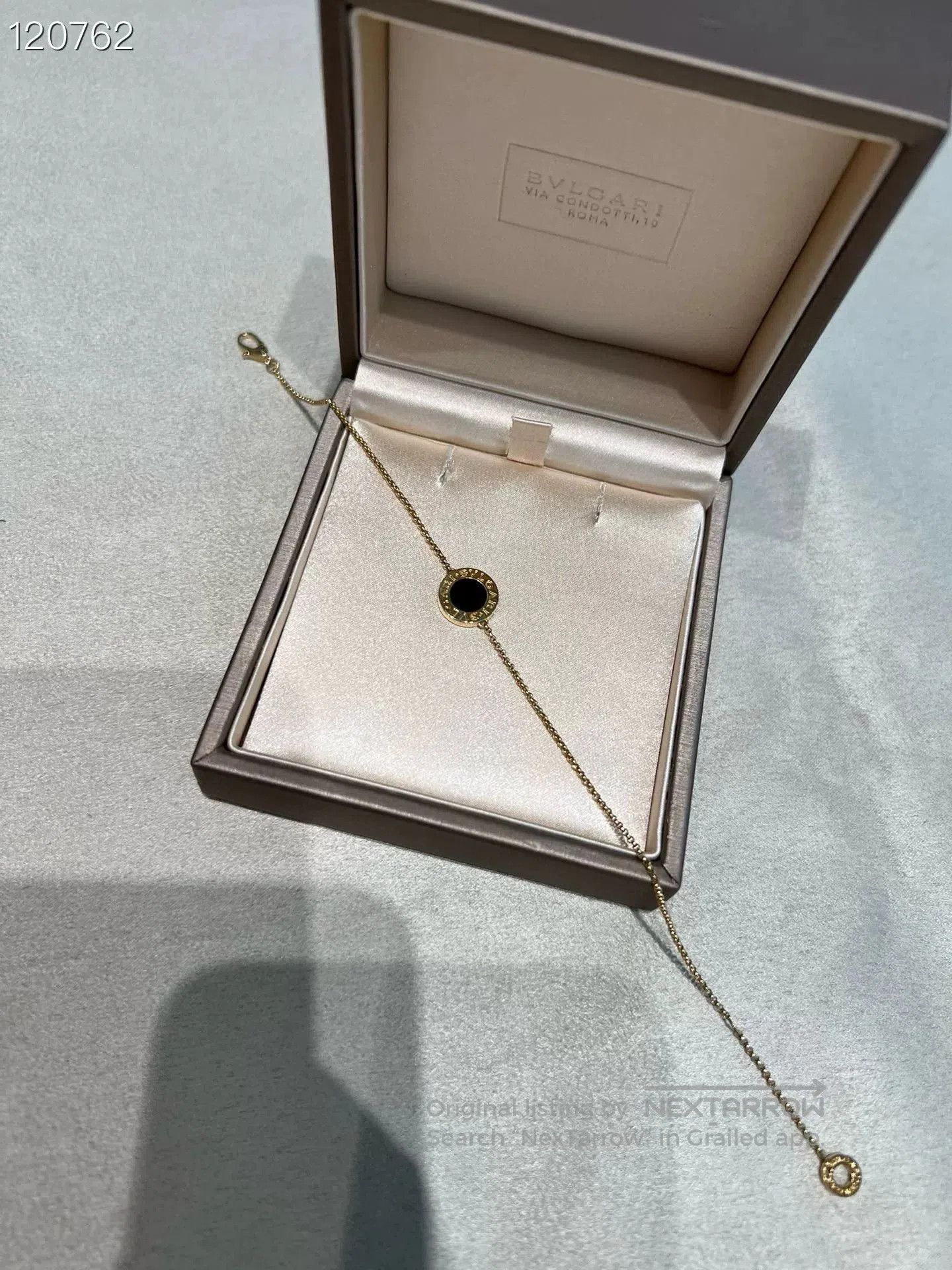 Bvlgari Bulgari Black Onyx Gold Bracelet. Size ONE SIZE - 3 Thumbnail