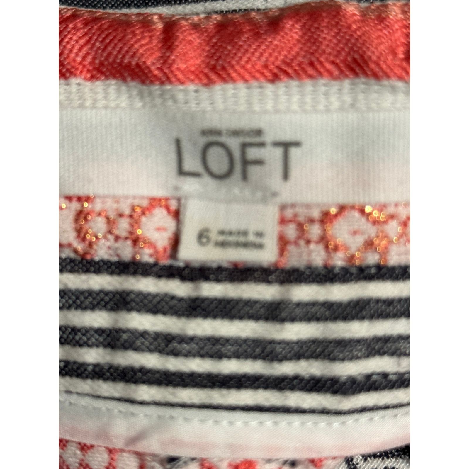 Loft LOFT The Riveria Boho Short Casual Multi Striped Size 6 Size 28" / US 6 / IT 42 - 7 Thumbnail
