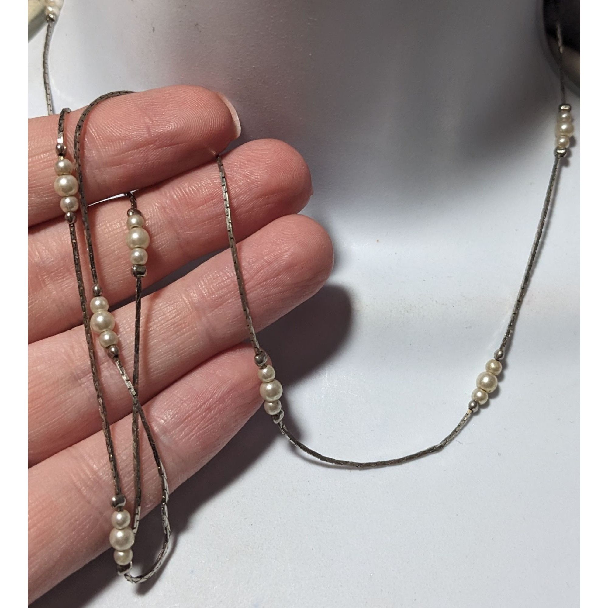 Other Vintage Silver Minimalist Faux Pearl Necklace Size ONE SIZE - 8 Thumbnail