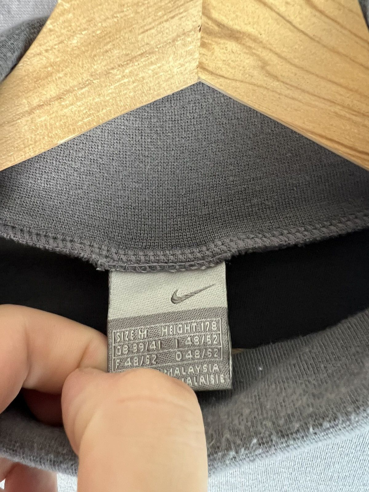 Nike Vintage Nike Turtleneck Long Sleeve Swoosh Y2K Nike Mockneck Size US M / EU 48-50 / 2 - 3 Thumbnail