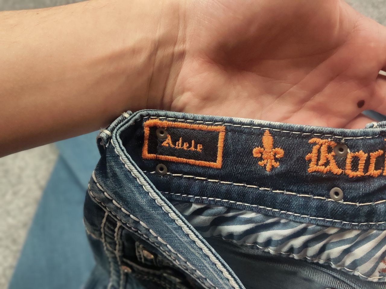 Rock Revival Vintage Rock Revival Adele logo Y2K Style Faded denim Jeans Size 27" / US 4 / IT 40 - 13 Thumbnail