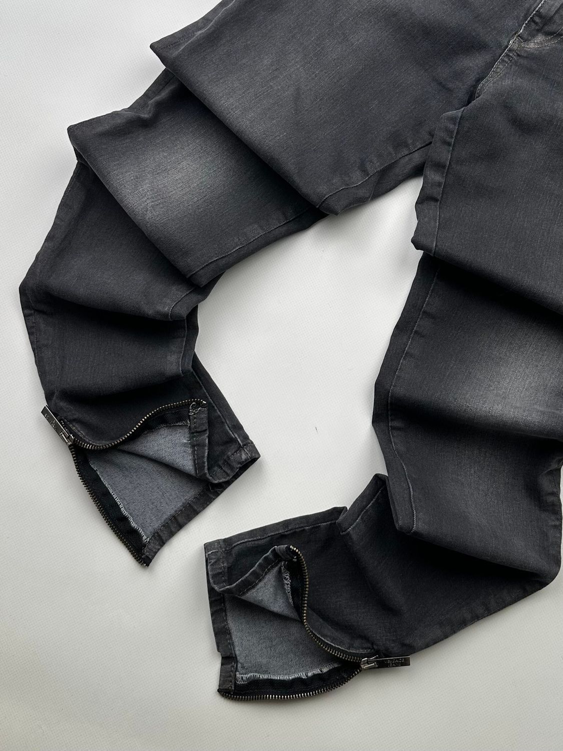 Versace Versace Vintage Zipped Skinny Jeans (151) Size 27" / US 4 / IT 40 - 3 Thumbnail