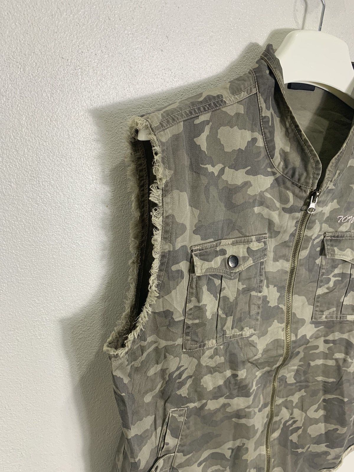 Tony Hawk Tony Hawk Camouflage Vest Size US M / EU 48-50 / 2 - 6 Thumbnail
