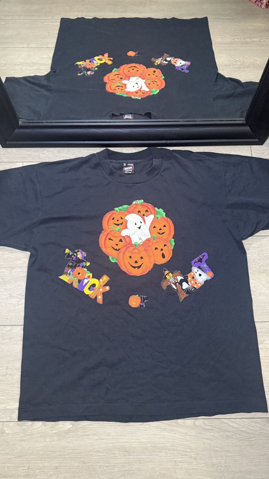 Fruit Of The Loom Vintage / Y2K 1990s Trick Or Treat Halloween Shirt Size US XL / EU 56 / 4 - 1 Thumbnail