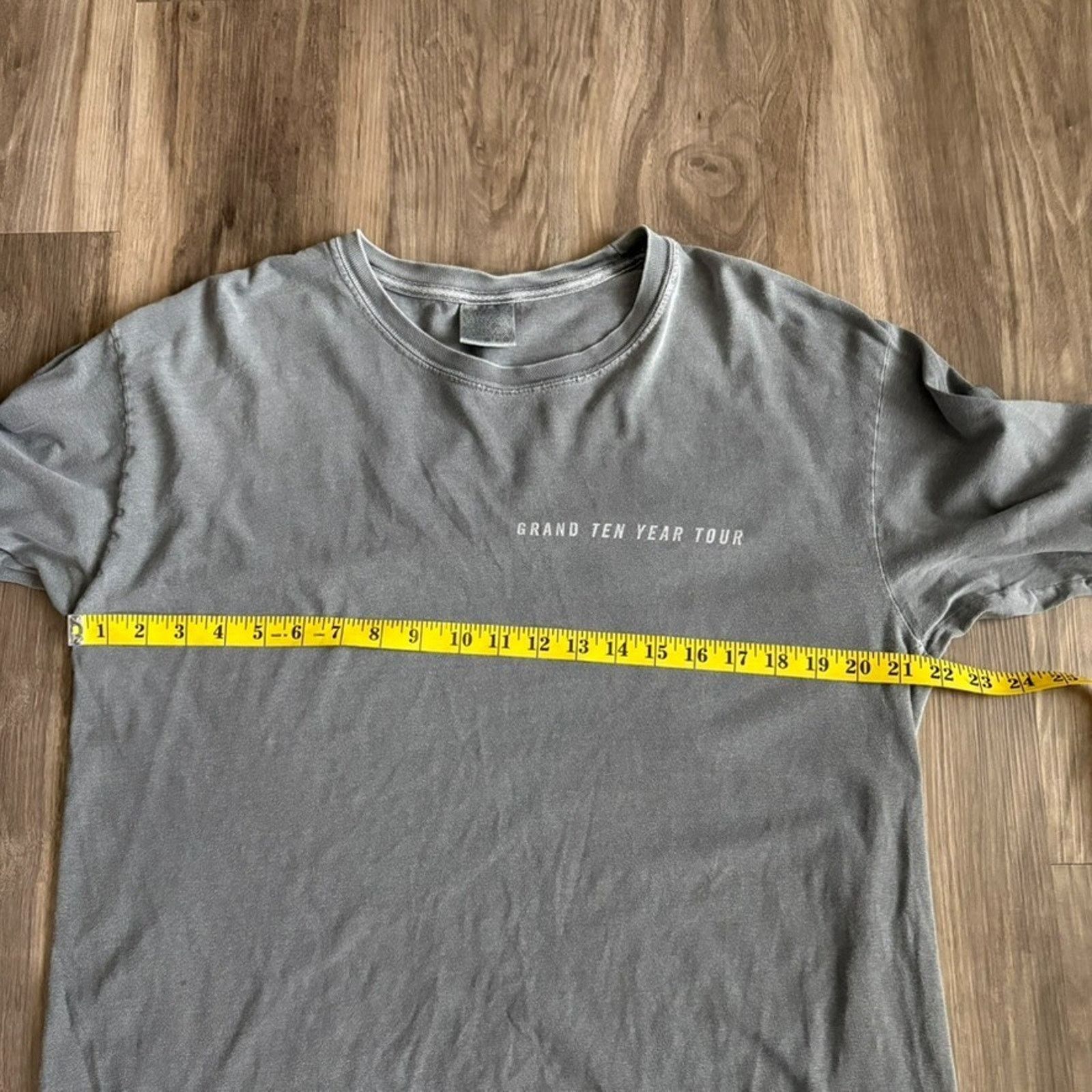 Vintage Matt And Kim Ten Year Tour T-Shirt Men's Size Large Grey Size US L / EU 52-54 / 3 - 3 Thumbnail
