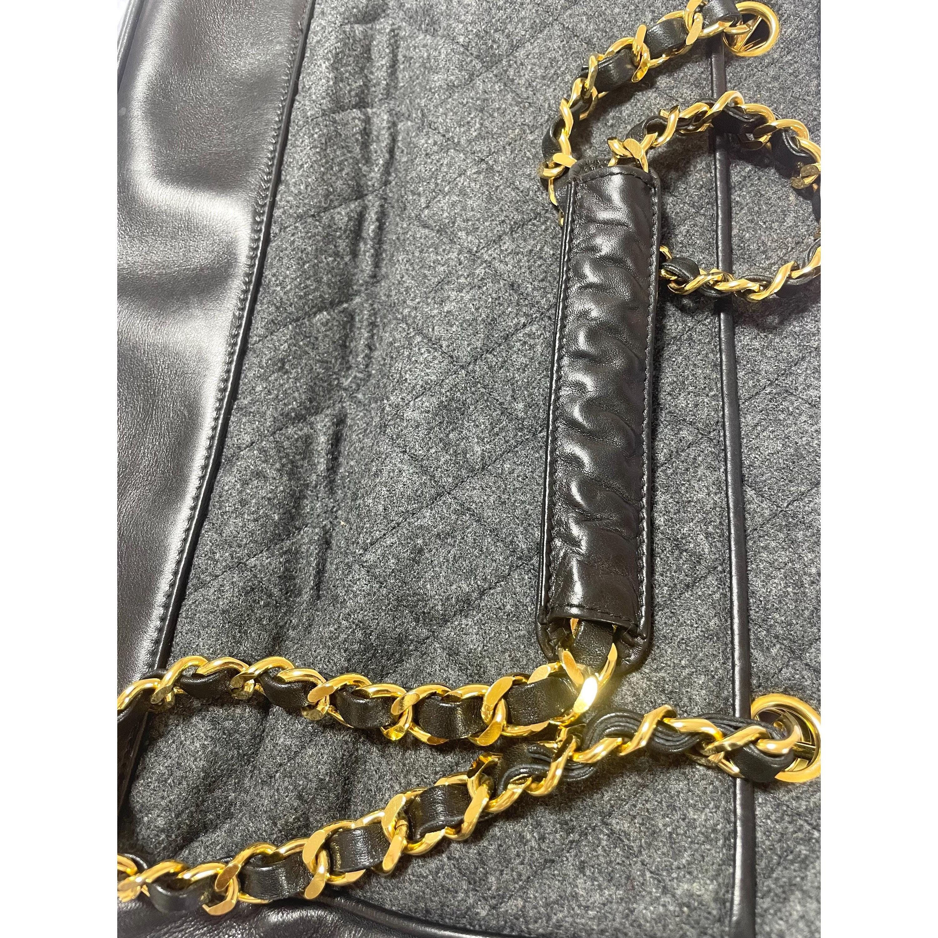 Chanel Vintage CHANEL grey wool and black leather shoulder bag Size ONE SIZE - 8 Thumbnail