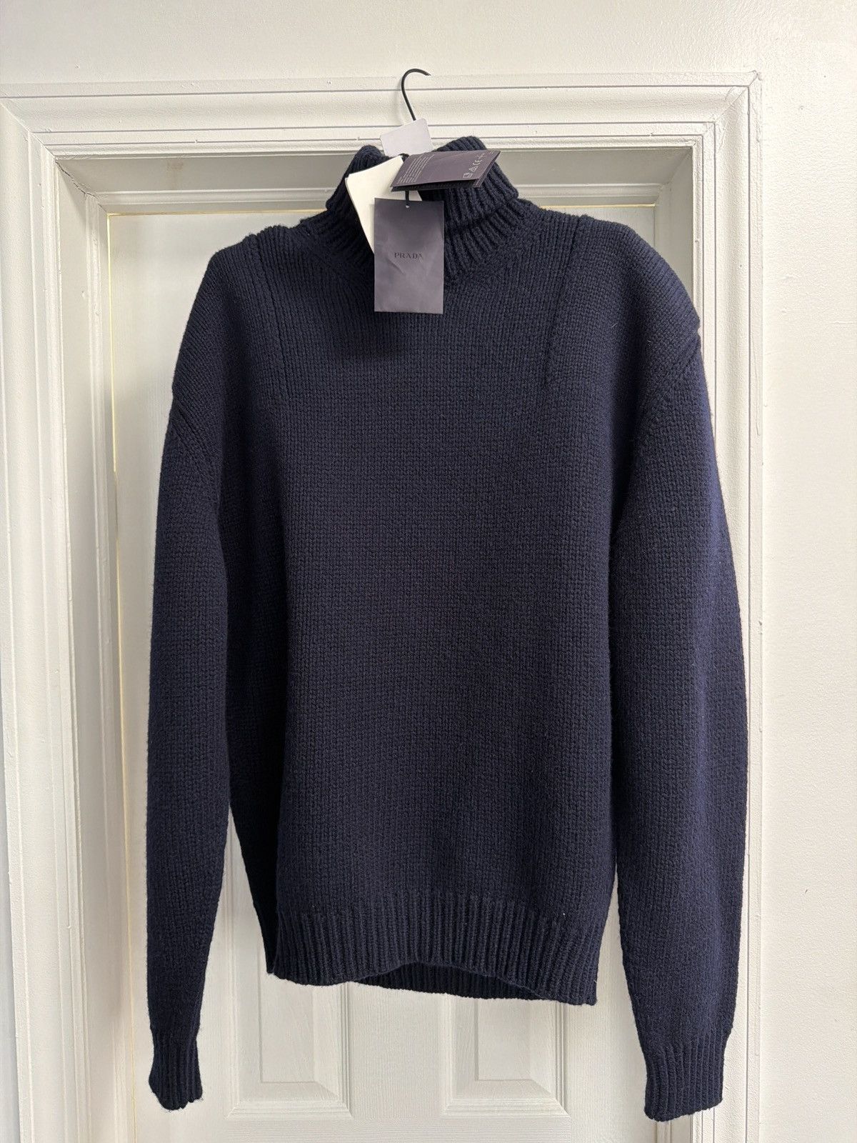 Prada Prada Navy Wool Turtleneck Size US S / EU 44-46 / 1 - 1 Thumbnail