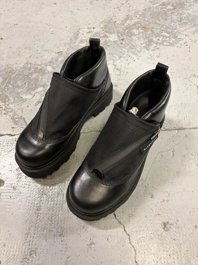 Givenchy Givenchy Black Storm Zip-Up Ankle Boots Size US 9 / EU 42 - 3 Thumbnail