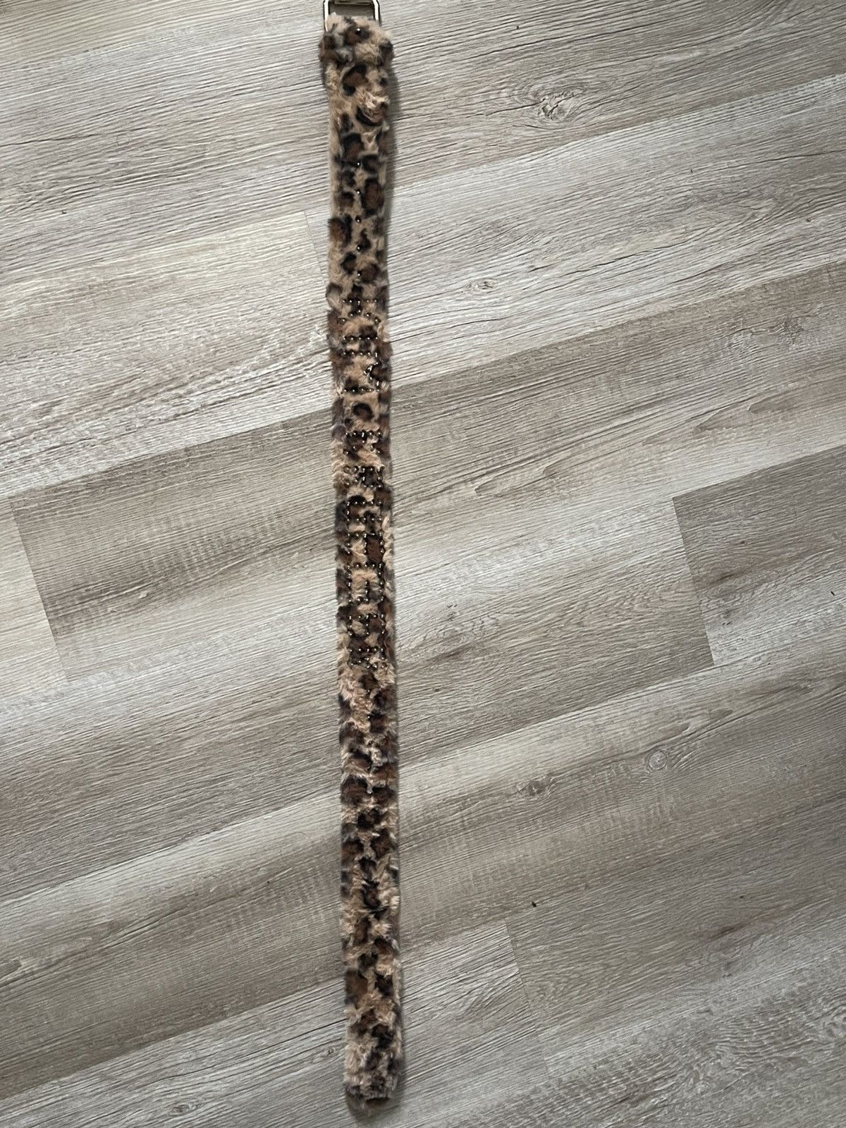 Kim Krueger Burberry Erry three logo T shirt KIM KRUEGER fur belt