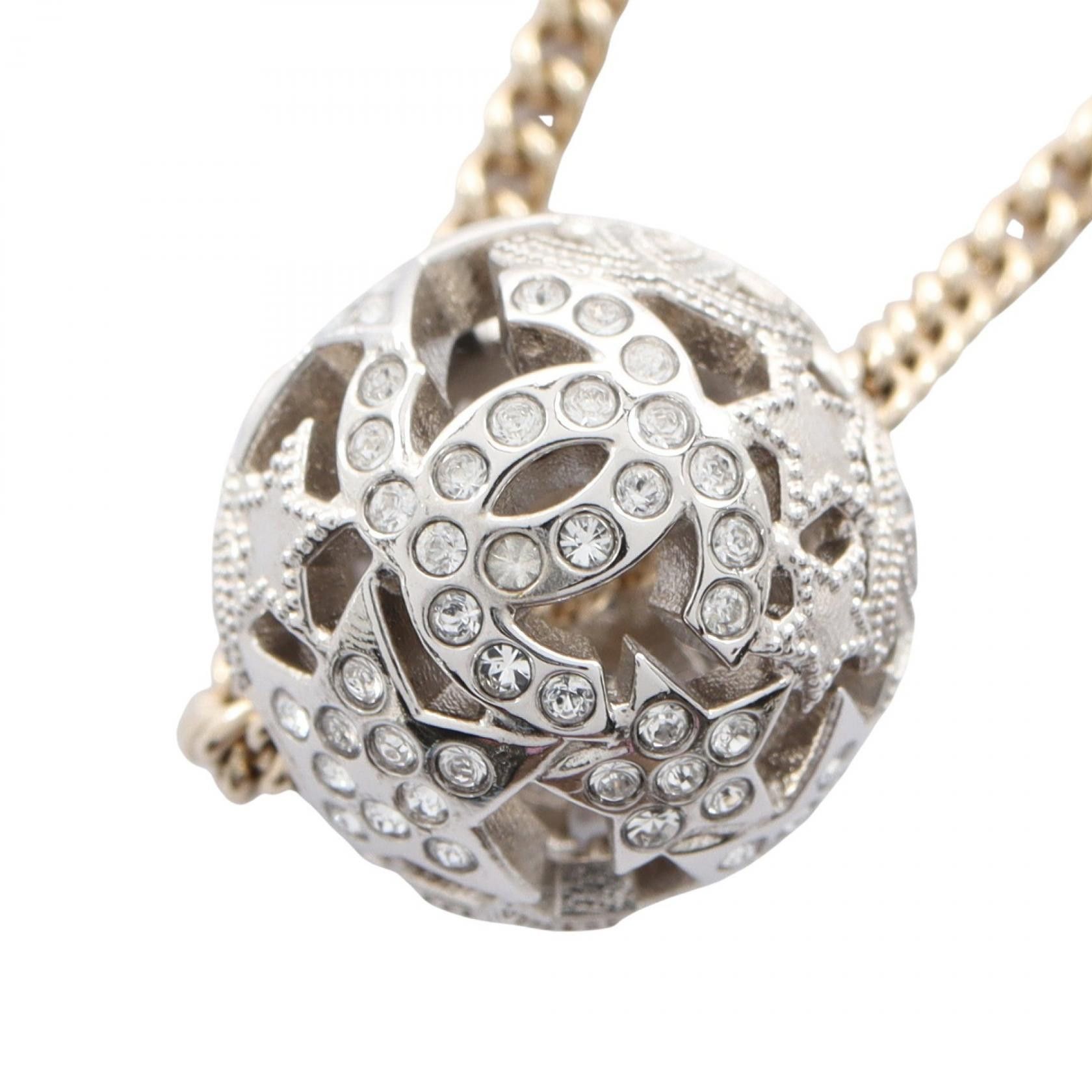 Chanel Chanel Chanel Coco Mark Star Necklace Metal Necklace DUTY FREE for USA Size ONE SIZE - 1 Thumbnail